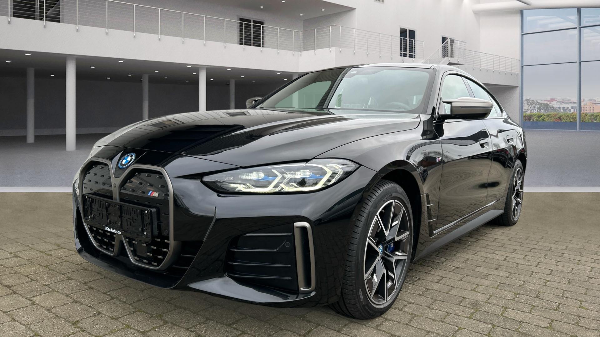 Foto 32 van BMW i4